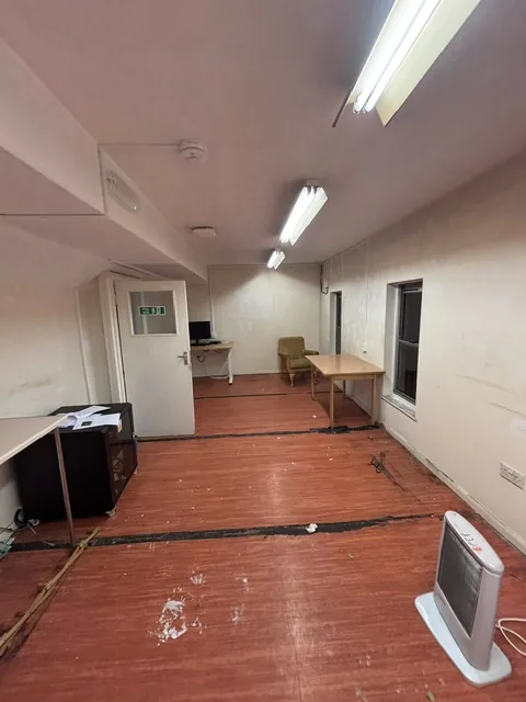 Asbestos artex removal from plasterboard walls in Kilburn